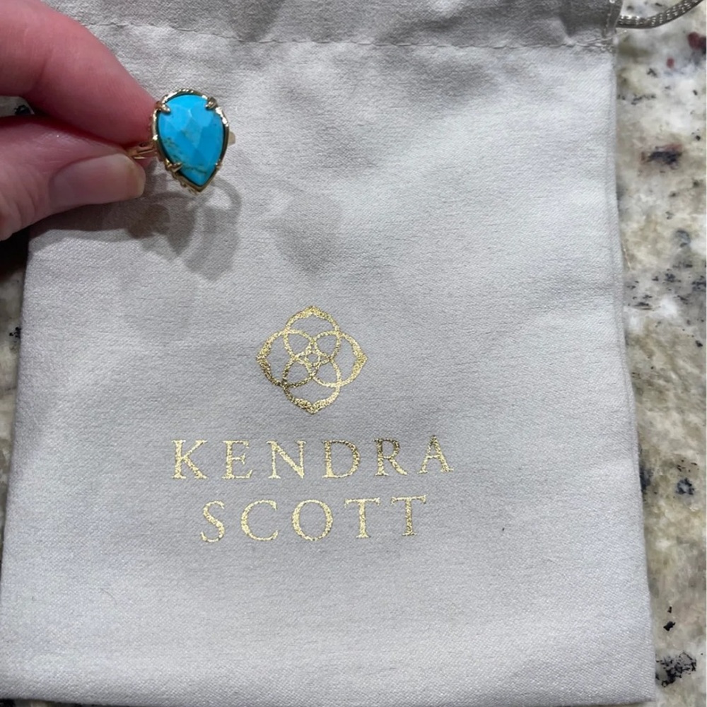 Kendra Scott daisy ring